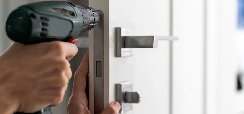 Locksmith For Lock Replacement Near Me in Champaign, IL