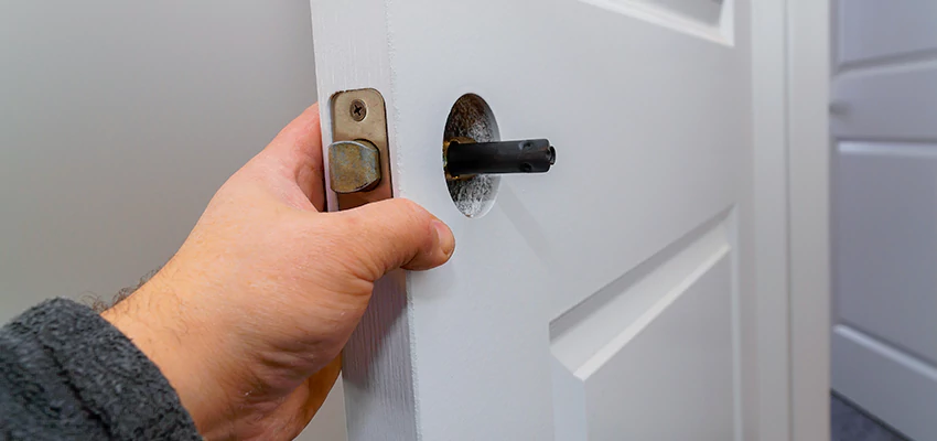 Nighttime Locksmith For Lock Repair in Champaign, IL