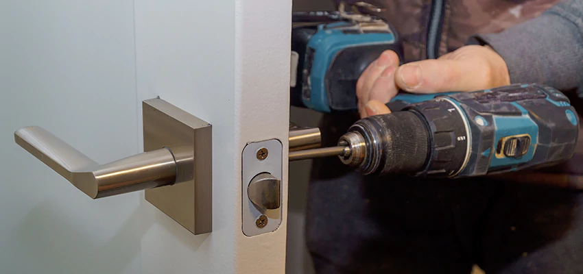 Broken Door Handle Lock Repair in Champaign, Illinois