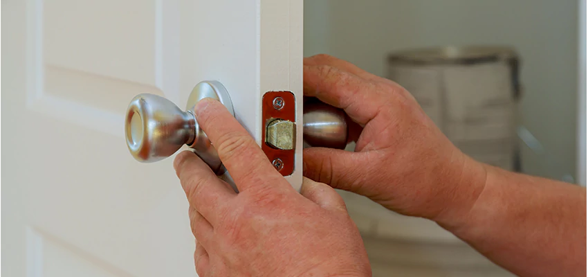 AAA Locksmiths For lock Replacement in Champaign, Illinois