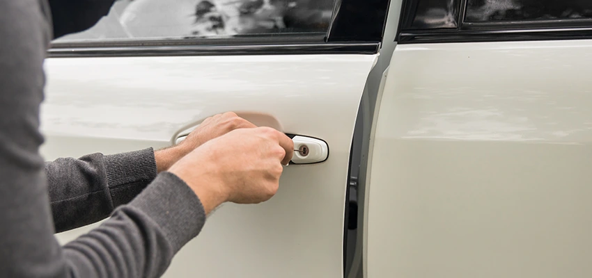 Unlock Car Door Service in Champaign, IL